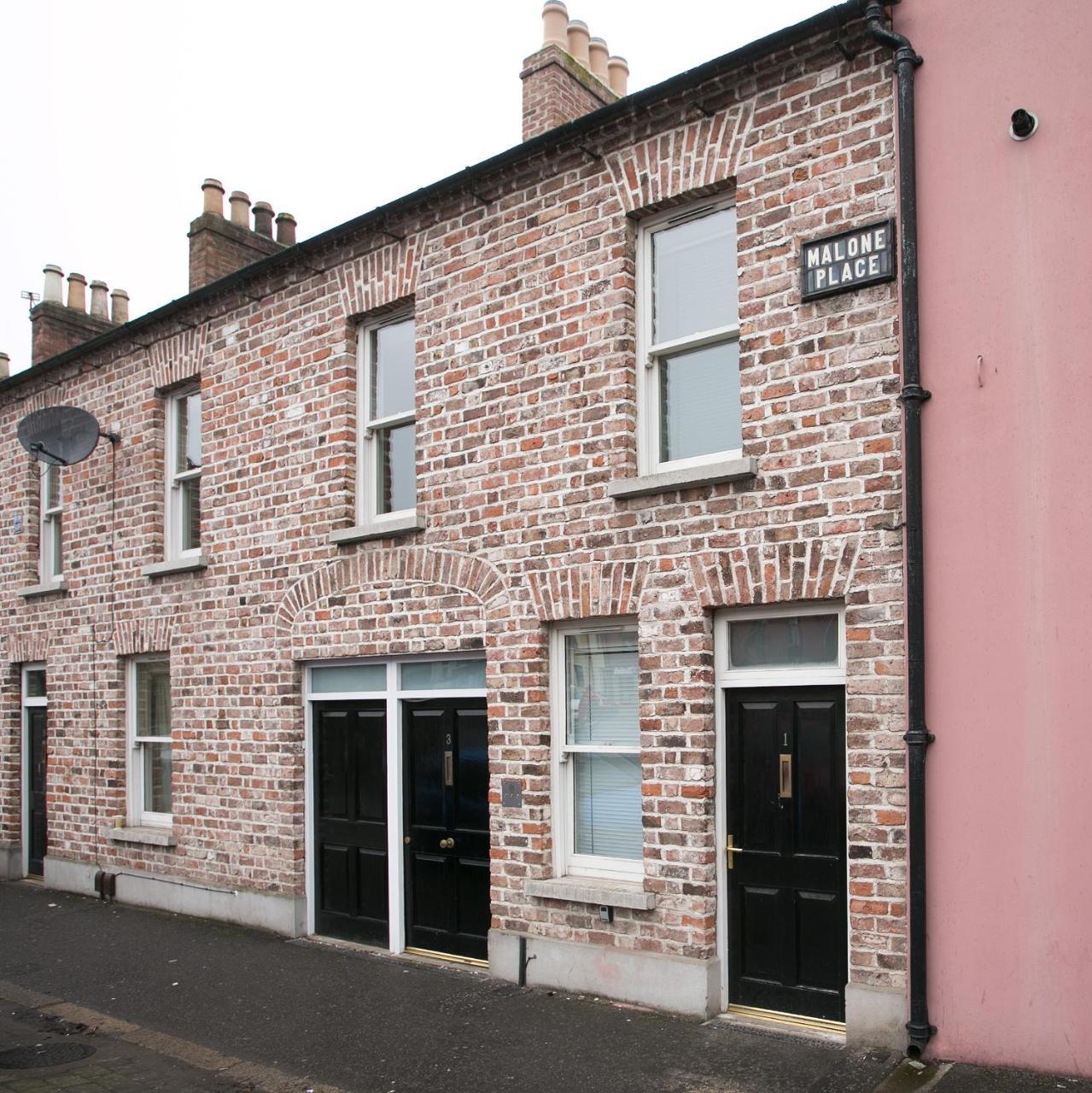 Malone Place Apartment *